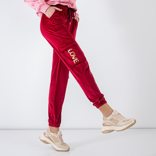 maroon sweatpants