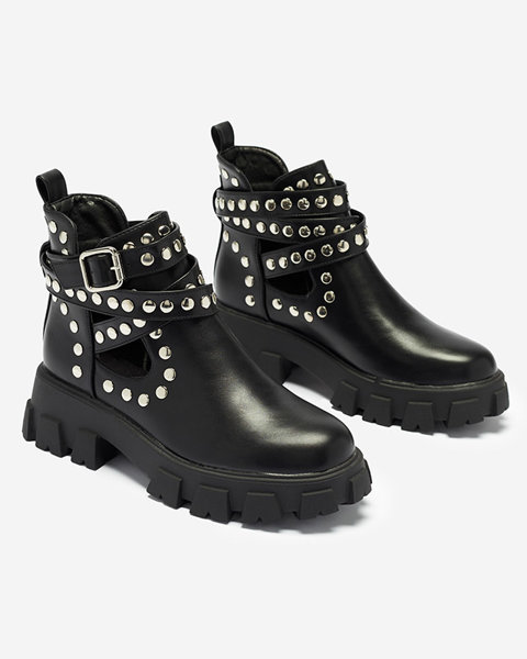 OUTLET Black women's boots with a thicker sole Avarno- Footwear