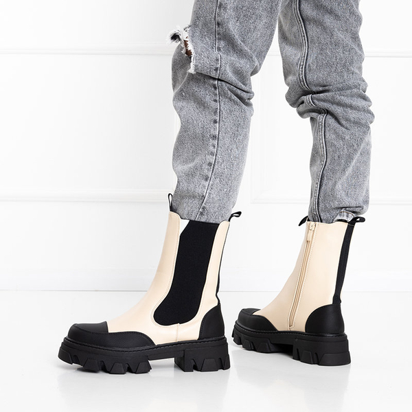 Beige women's boots on a massive sole Rosidi - Footwear
