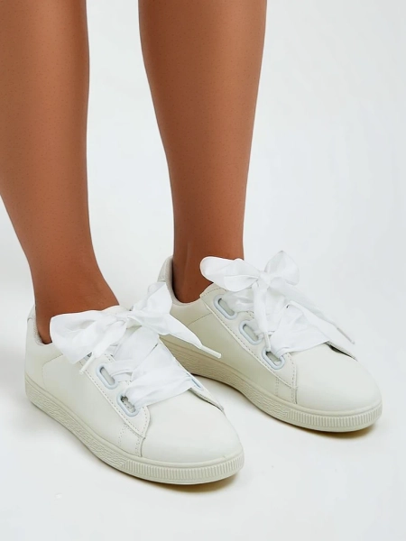 Royalfashion Women's eco-leather sneakers with decorative laces Etti