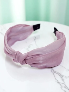 violet || dark green