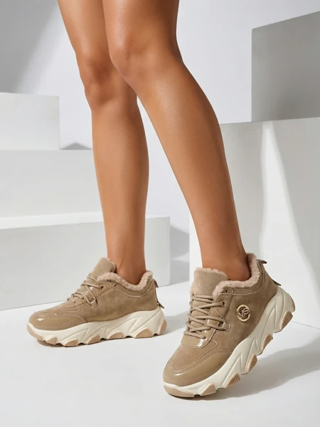 Royalfashion Women's insulated sneakers Caroz