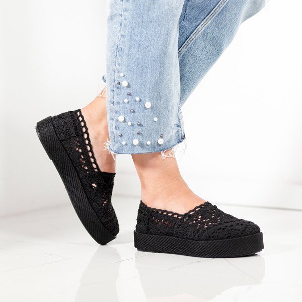 OUTLET Black Lace Slip On Trainers Bari - Obu