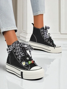 black ||  multicolored