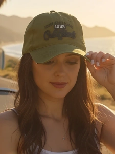 khaki || dark green