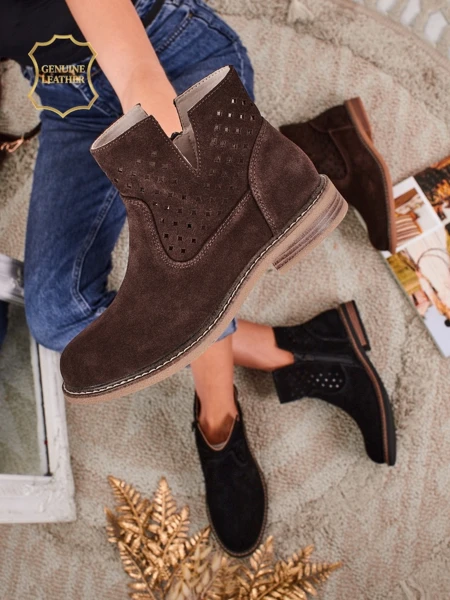 Aurelia Verona - Women's brown suede ankle boots made of natural leather, 3 cm heel