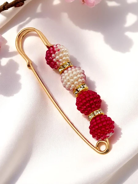 Decorative women's brooch with pearls Four Pearls