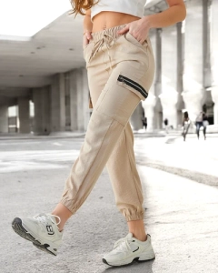 beige