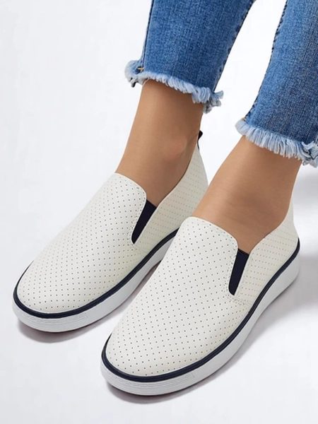 Royalfashion Perforated women's slip-on shoes Kassias