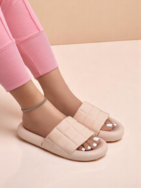 Royalfashion Women's Flat Quilt Walk Flip-Flops