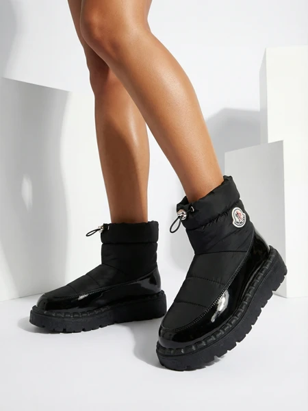 Royalfashion Women's slip-on snow boots in black color Ireda