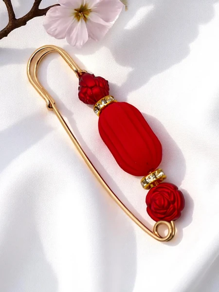 Decorative women's brooch with roses Rose Charm
