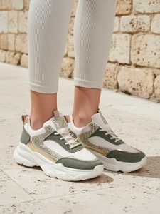 dark green