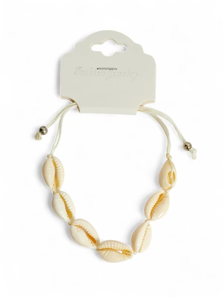 Women's bracelet with shells and adjustment