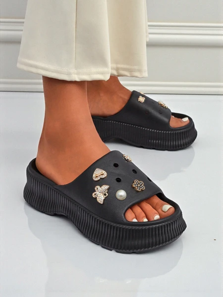 Royalfashion Women's rubber slippers with Slash Glam decorations