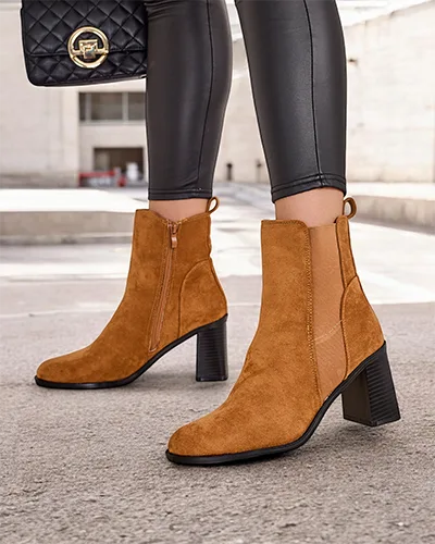 Royalfashion Women's ankle boots on a chunky heel Enotto