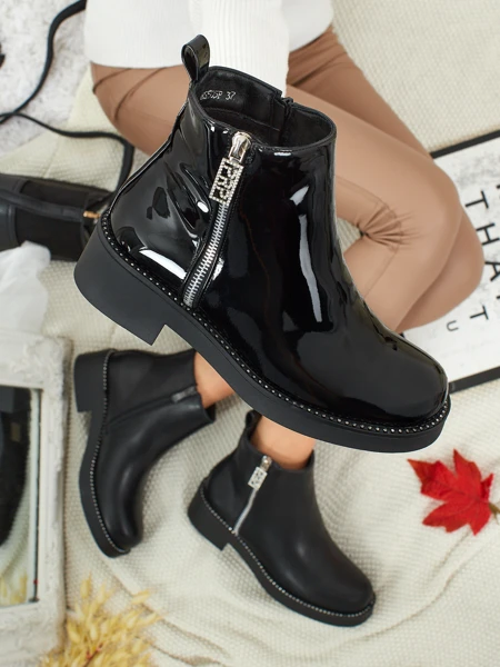 Lacquered Women's Eco-Leather Ankle Boots Calvera