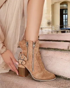 light brown || brown