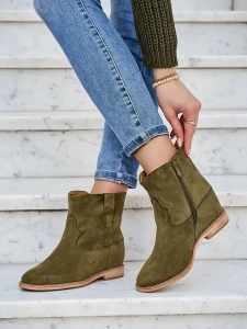 dark green
