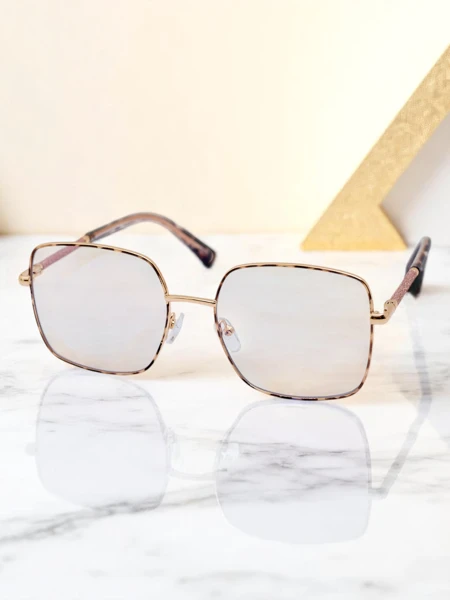 Royalfashion Sunglasses in a Square Skyline Shades