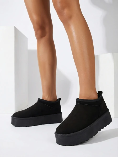 Royalfashion Women's short boots a'la snow boots Ozozi