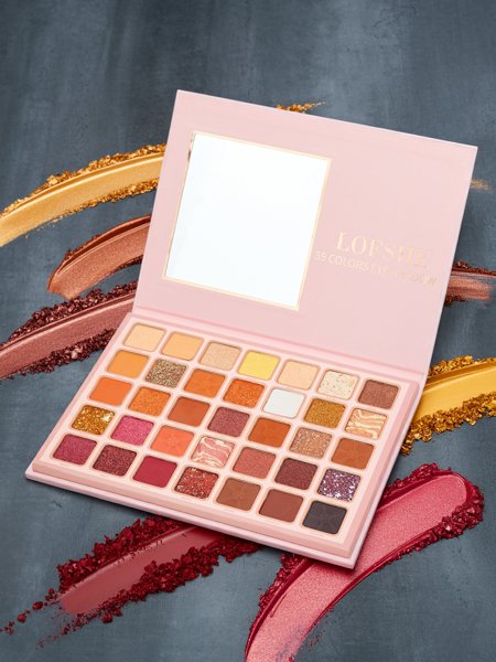 Girl Magic Palette 35 eyeshadows with glitter and matte Golden Chocolate Fudge