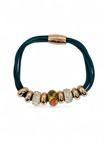 Women's bracelet with beads and cubic zirconia