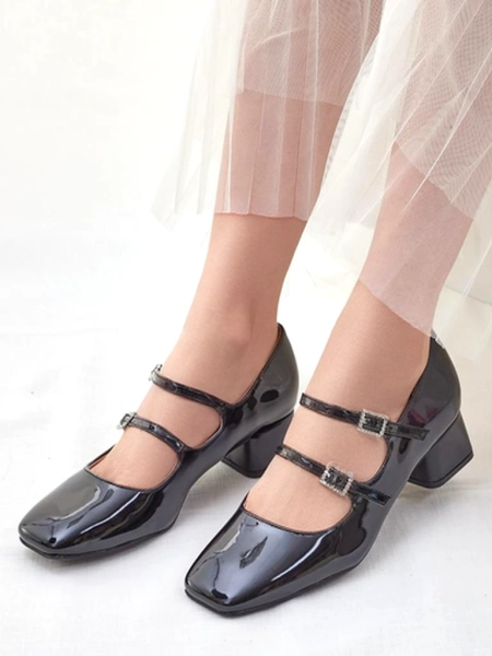 Royalfashion Glossy women's heeled pumps with straps Vible