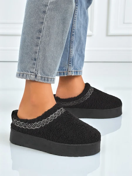 Women's Short Faux Fur Snow Boots Frost Veil