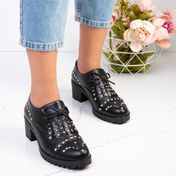 OUTLET Black half-boots on a thick post Colorado - Footwear