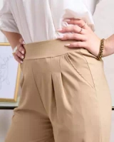 beige || light brown