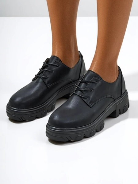 Royalfashion Women's shoes on a thicker sole Gofey