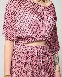 dark pink || pink