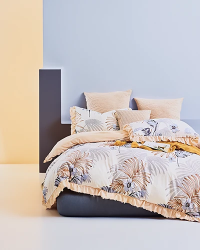 Royalfashion Patterned bedding with ruffle 160x200 3-piece set