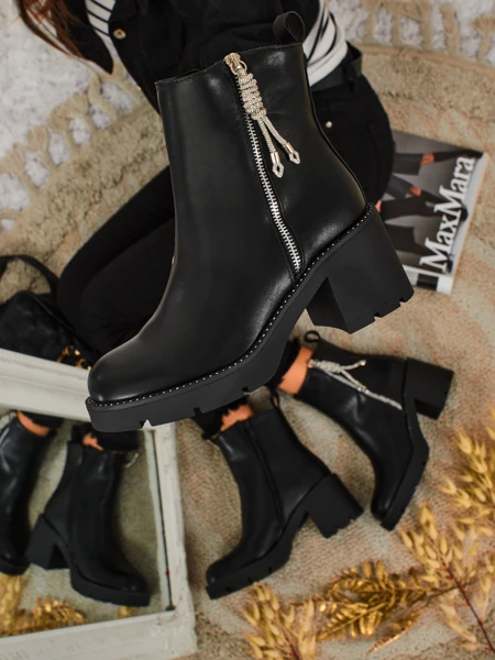 Women's heeled ankle boots Ashen Life