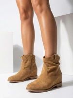 Camel [eng] || brown