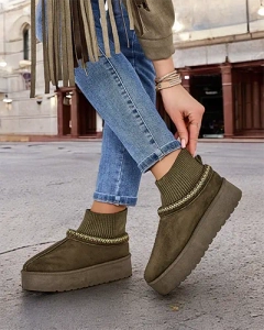 dark green