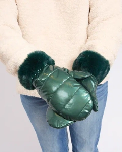 dark green