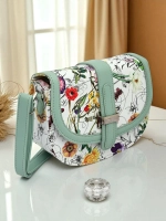 mint || dark green