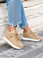 light brown || brown