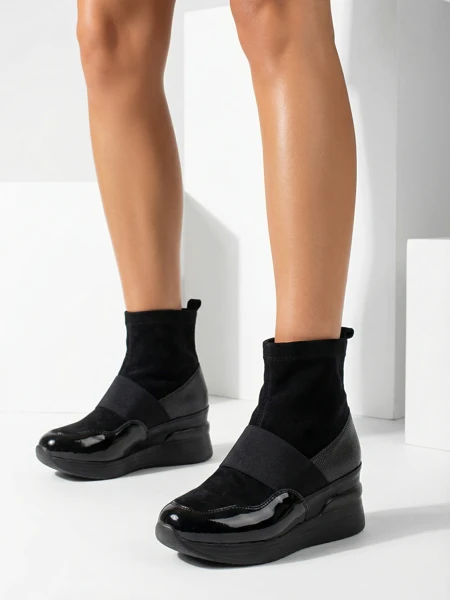 Black women's slip-on boots with embossing Keleda - Footwear