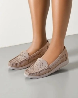 beige