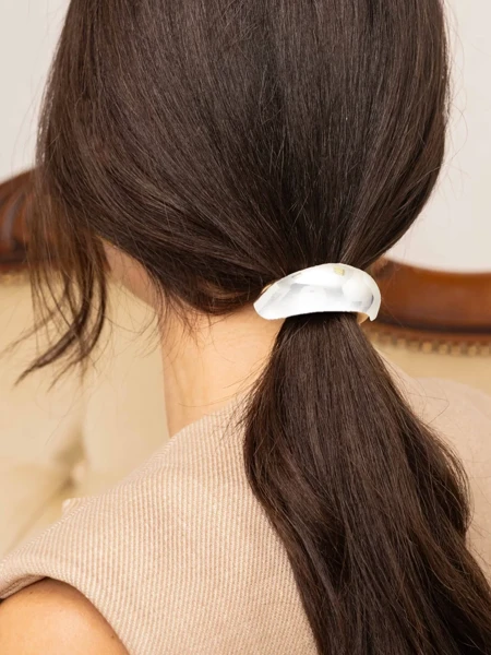 Royalfashion Hair tie with a half-round decoration Halfmoon Twist