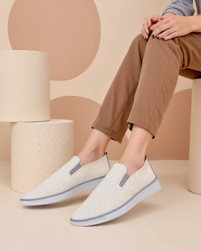 Royalfashion Women's perforated sports shoes Musio