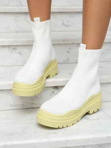 yellow || white