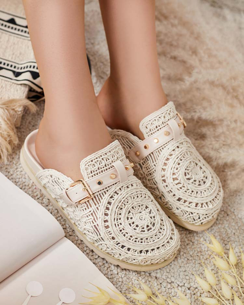 Royalfashion Women's flip-flops with embroidery Leronip