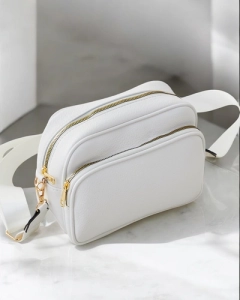 Light beige || white