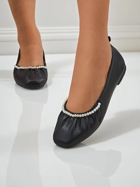 Callisto Nero Ballet Flats – Black eco-leather ballet flats with pearls, flat heel