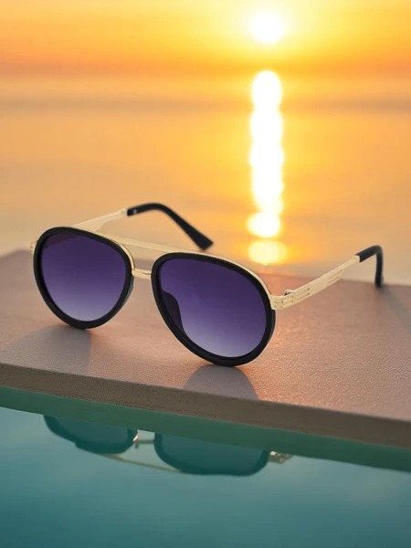 Royalfashion Oversized butterfly style sunglasses Muse