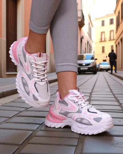 Royalfashion Women's Patent Sneakers Leysi